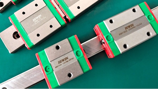 上銀直線導軌和thk導軌哪個好？